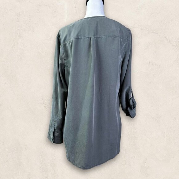 CHICO'S Gray Size 1 (Med) Secretly Smooth Linda Top Lace-Up Long Sleeve Roll Tab - Picture 3 of 7